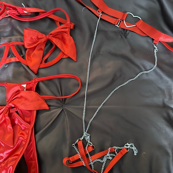 Lingerie set - Picture 4 of 5